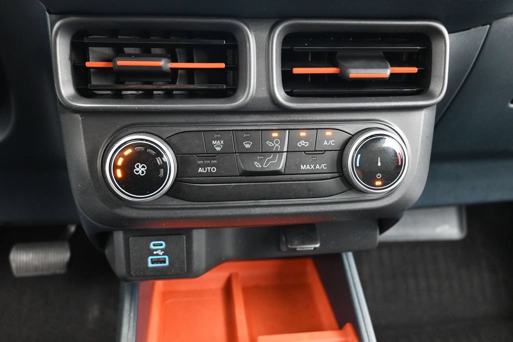 Certified 2024 Ford Maverick XLT FWD image 6
