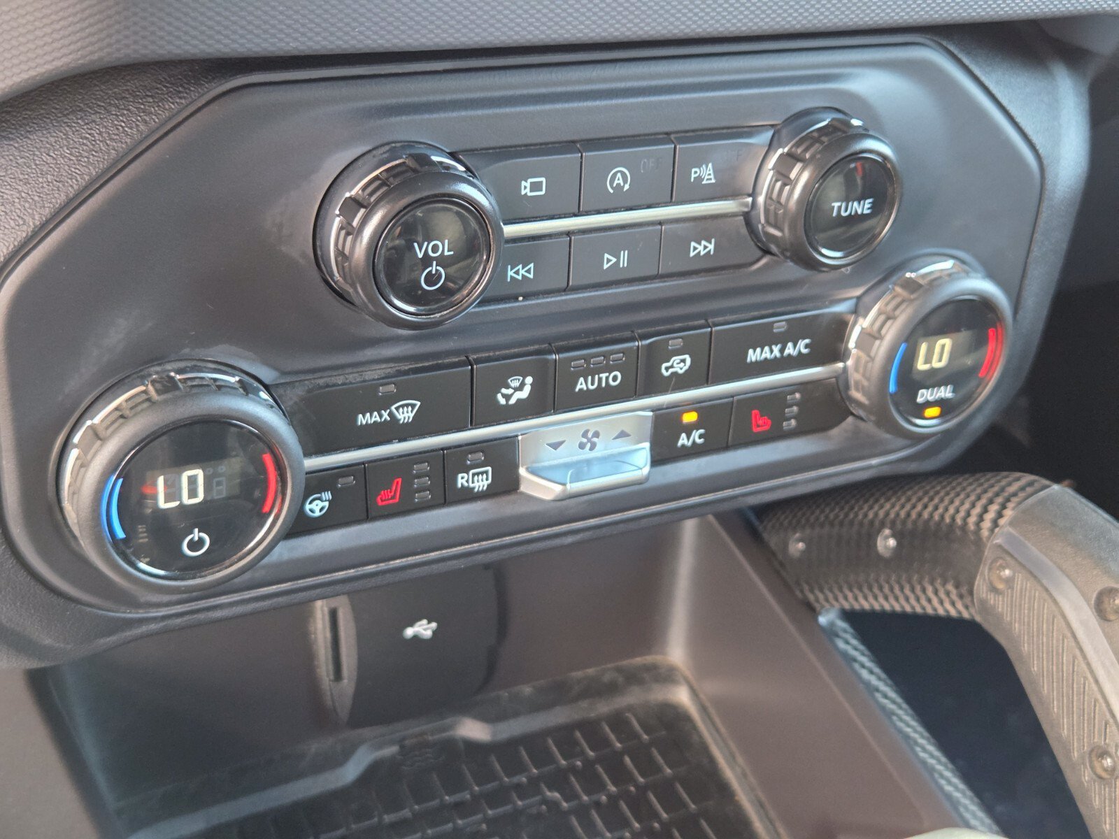 Certified 2024 Ford Bronco Raptor w/ Interior Carbon Fiber Pack 6 AWD/4WD image 22
