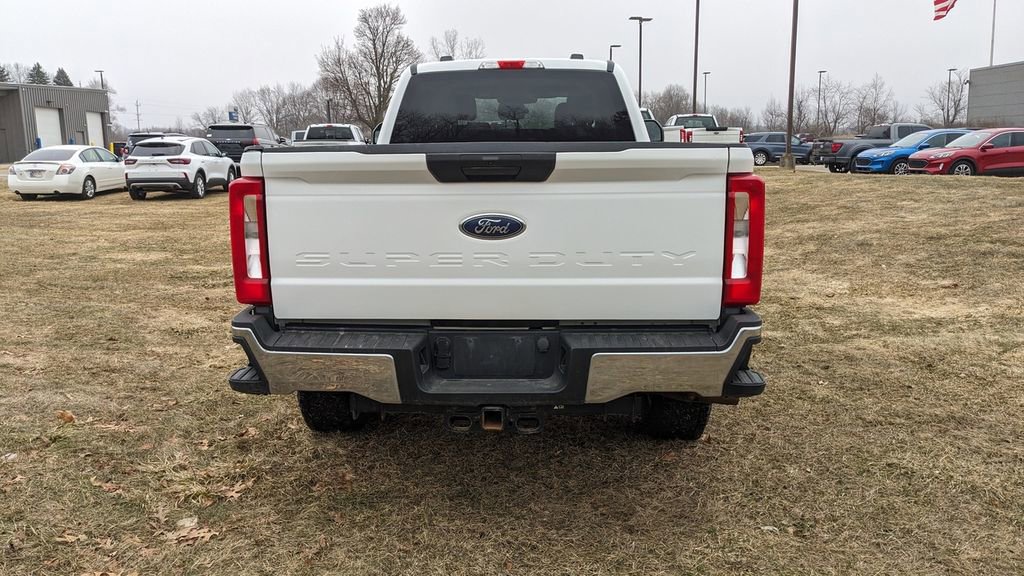 Certified 2024 Ford F350 XLT image 4