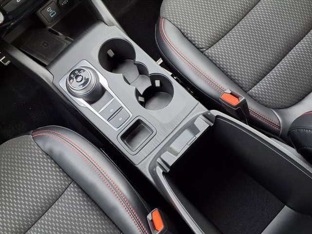 Certified 2023 Ford Escape ST-Line Select w/ Tech Pack #2 image 17