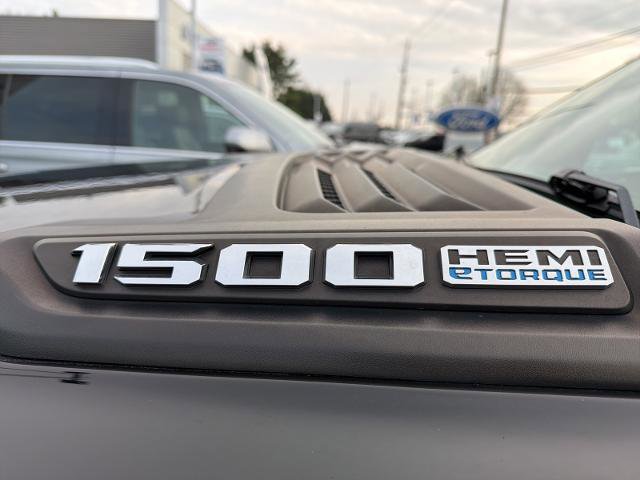 Used 2022 RAM 1500 Laramie w/ Sport Appearance Package image 29