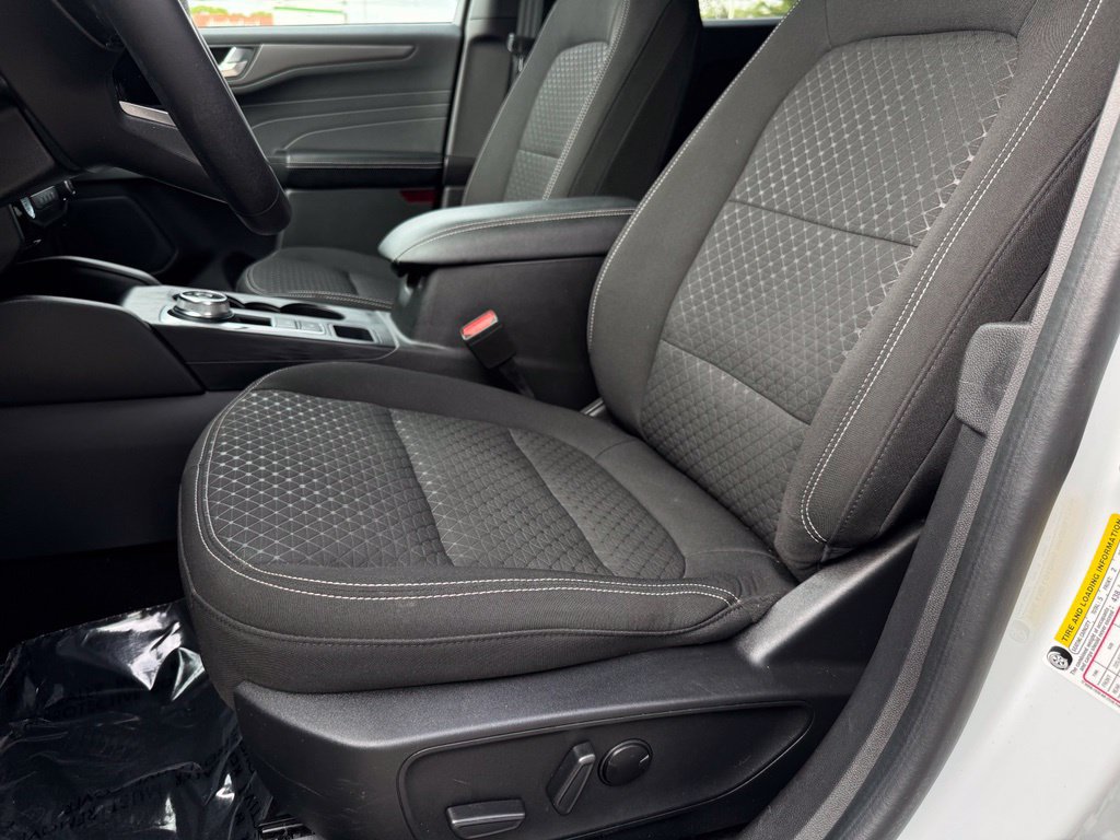 Certified 2023 Ford Escape Active w/ Tech Pack #2 AWD/4WD image 6