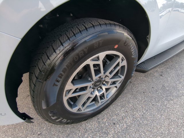 Certified 2025 Ford Expedition Active RWD image 12