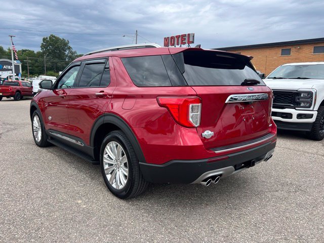 Certified 2022 Ford Explorer King Ranch w/ Premium Technology Package AWD/4WD image 6