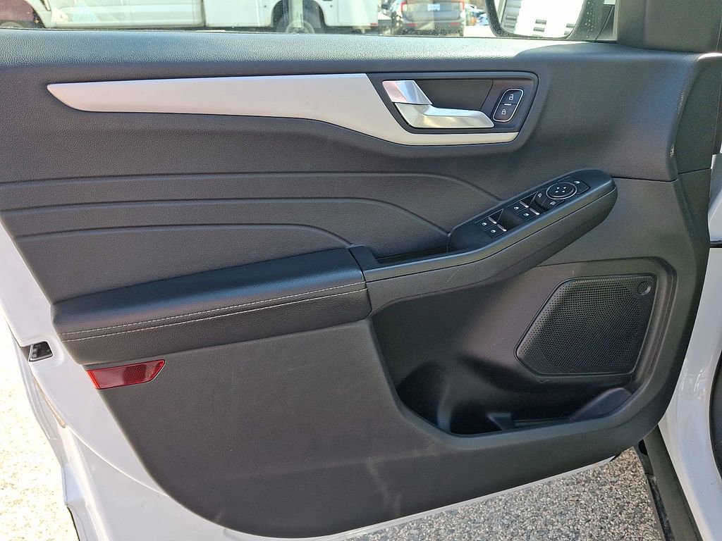 Certified 2022 Ford Escape SEL image 12