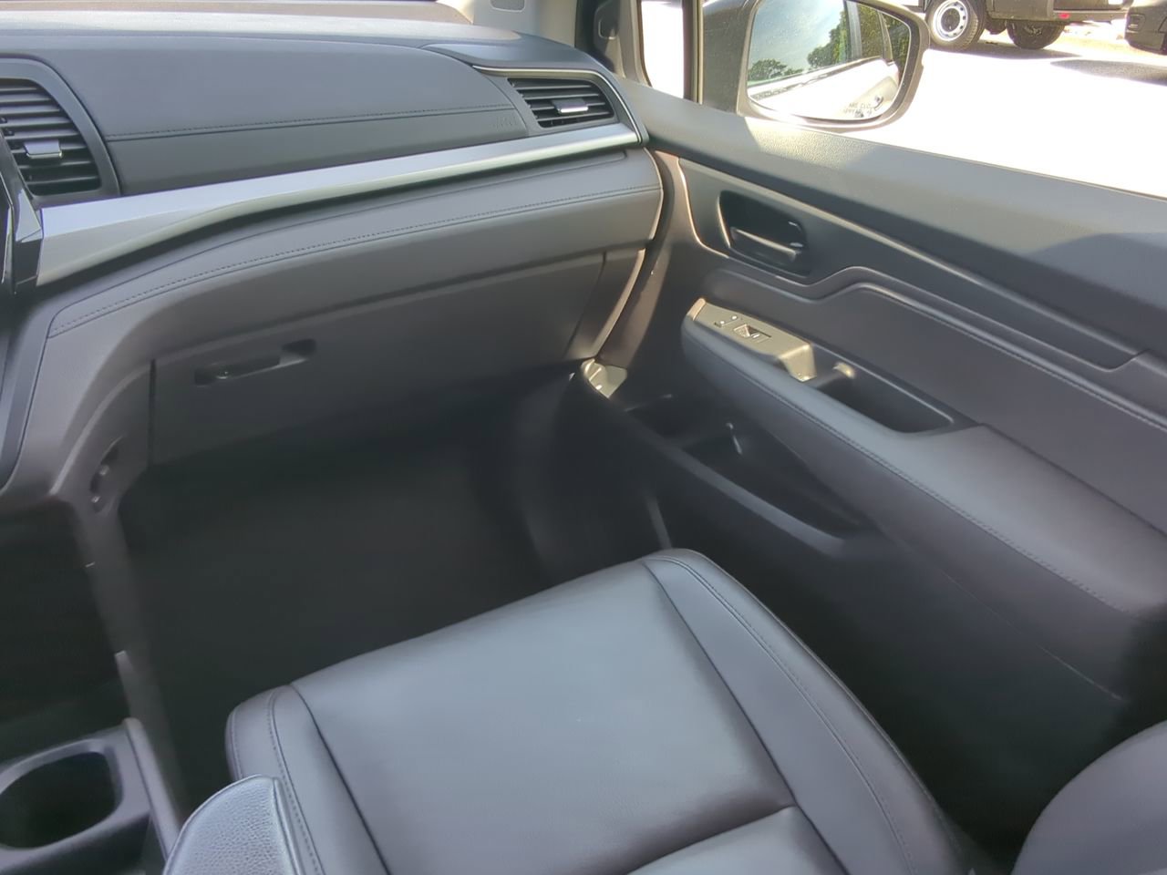 Used 2018 Honda Odyssey EX-L image 15