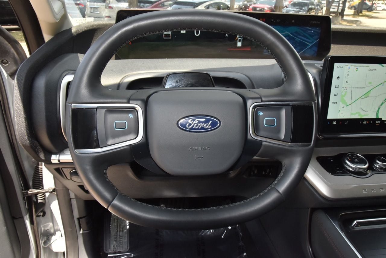 Certified 2025 Ford Expedition Max Active AWD/4WD image 23
