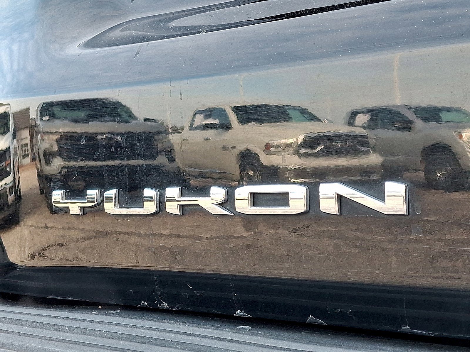 Used 2021 GMC Yukon Denali w/ Denali Premium Package image 33