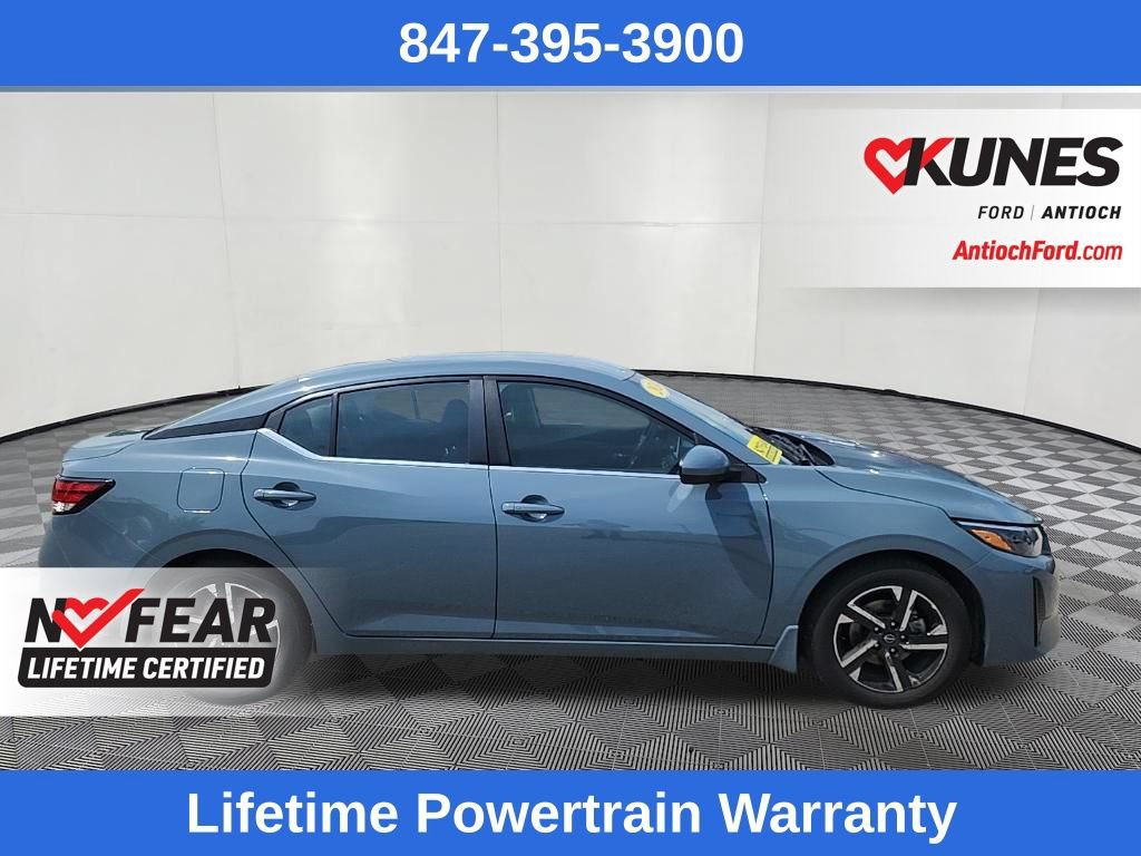 Used 2024 Nissan Sentra SV FWD image 8