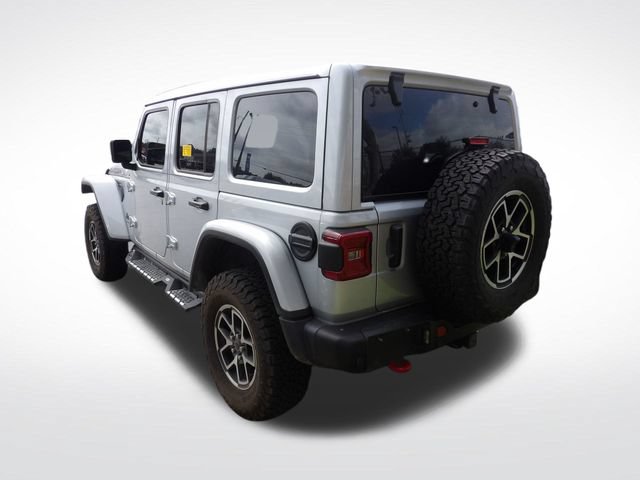 Used 2024 Jeep Wrangler Unlimited Rubicon AWD/4WD image 12