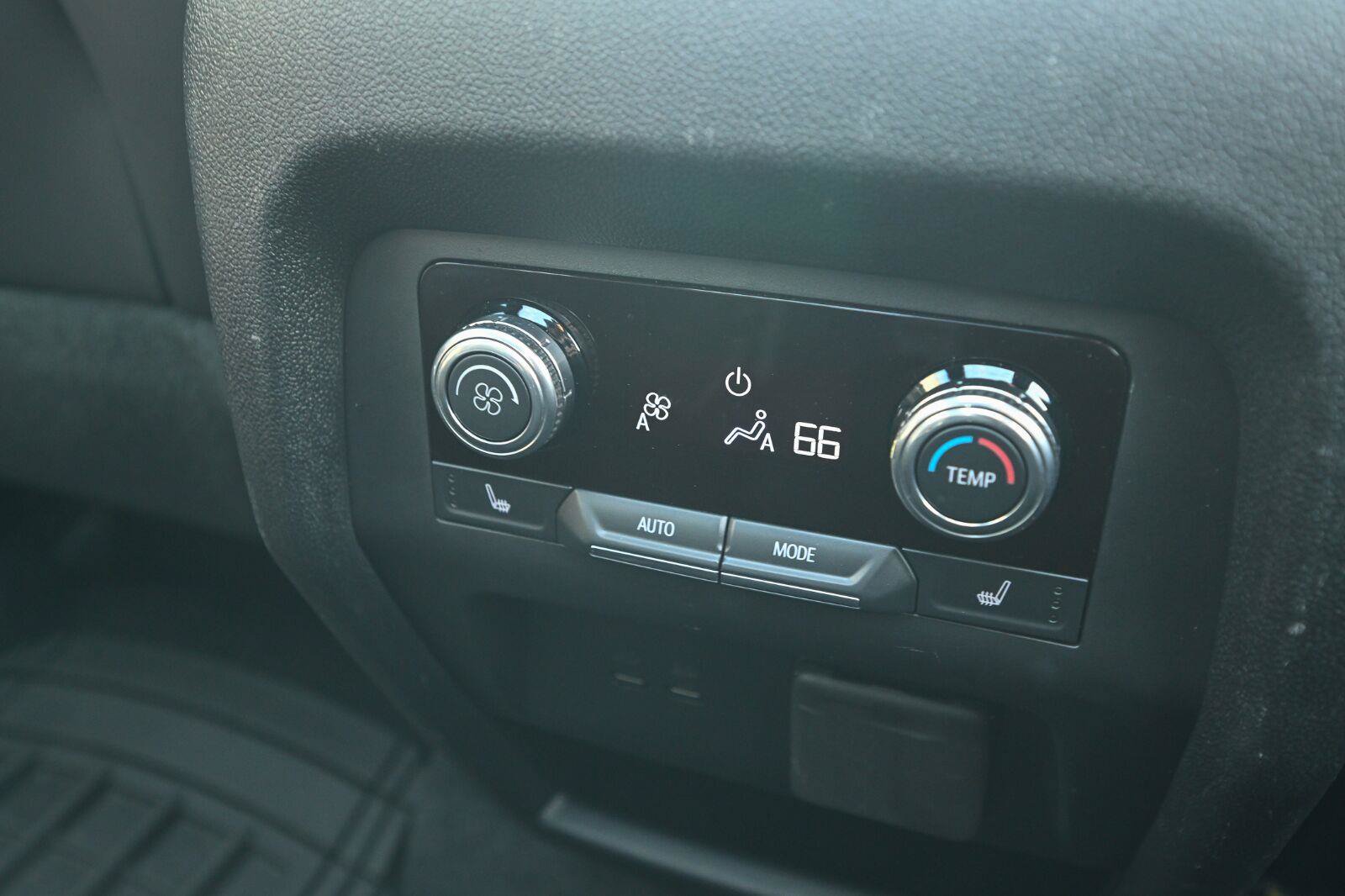 Used 2024 GMC Acadia Denali AWD/4WD image 62