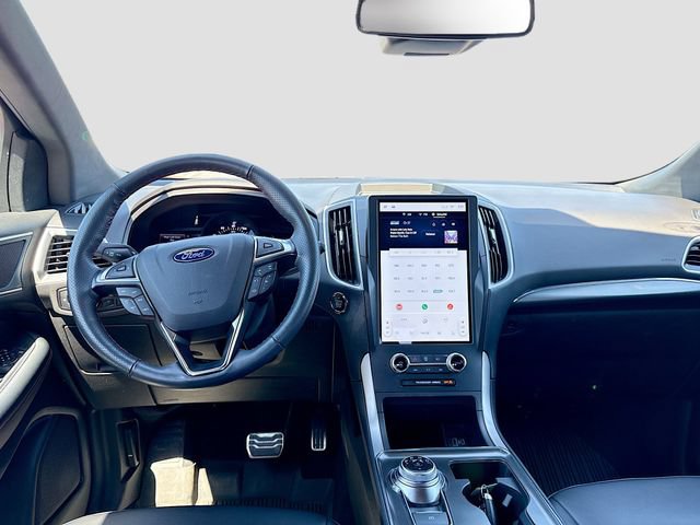 Certified 2024 Ford Edge ST-Line AWD/4WD image 30