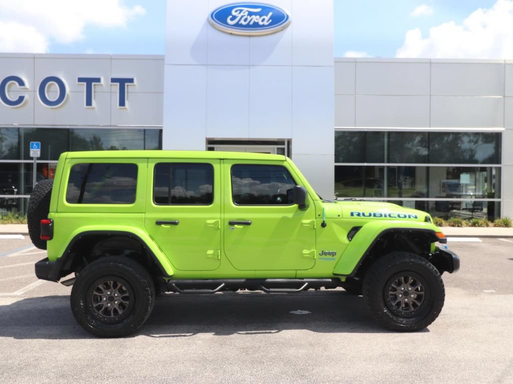 Used 2021 Jeep Wrangler Unlimited Rubicon 4xe w/ Cold Weather Group AWD/4WD image 17