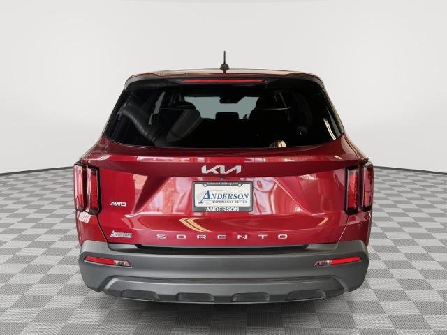 Used 2022 Kia Sorento LX image 4