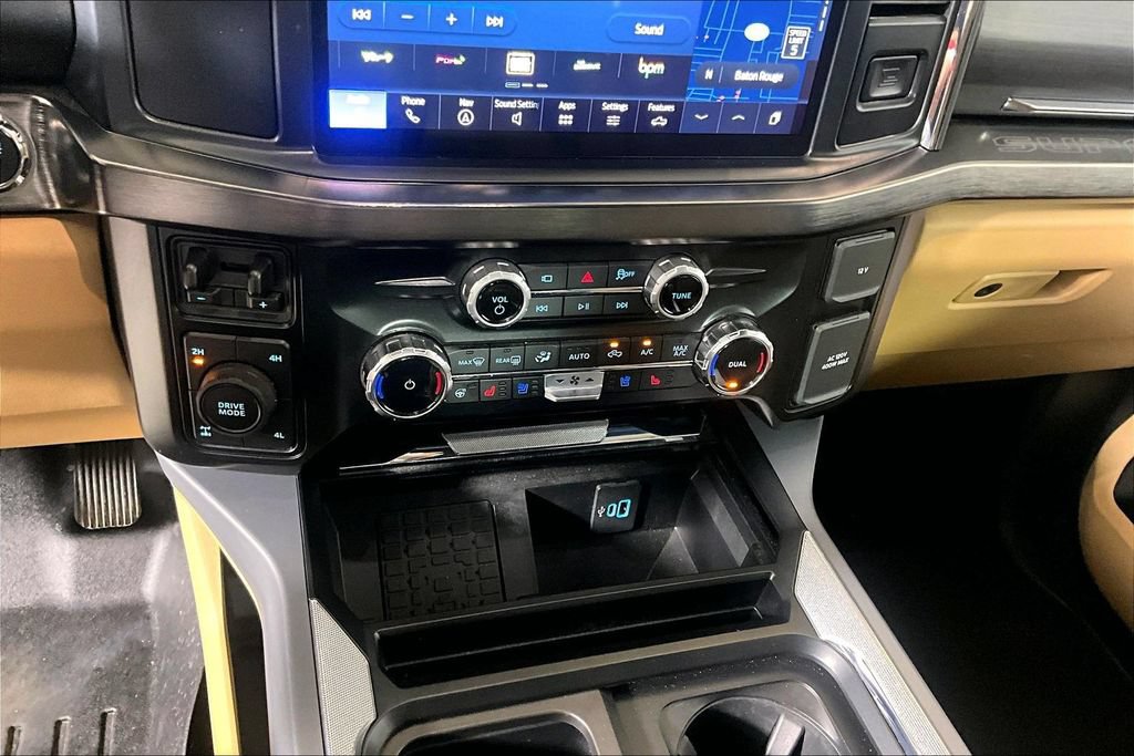 Certified 2025 Ford F250 Lariat w/ FX4 Off-Road Package AWD/4WD image 25