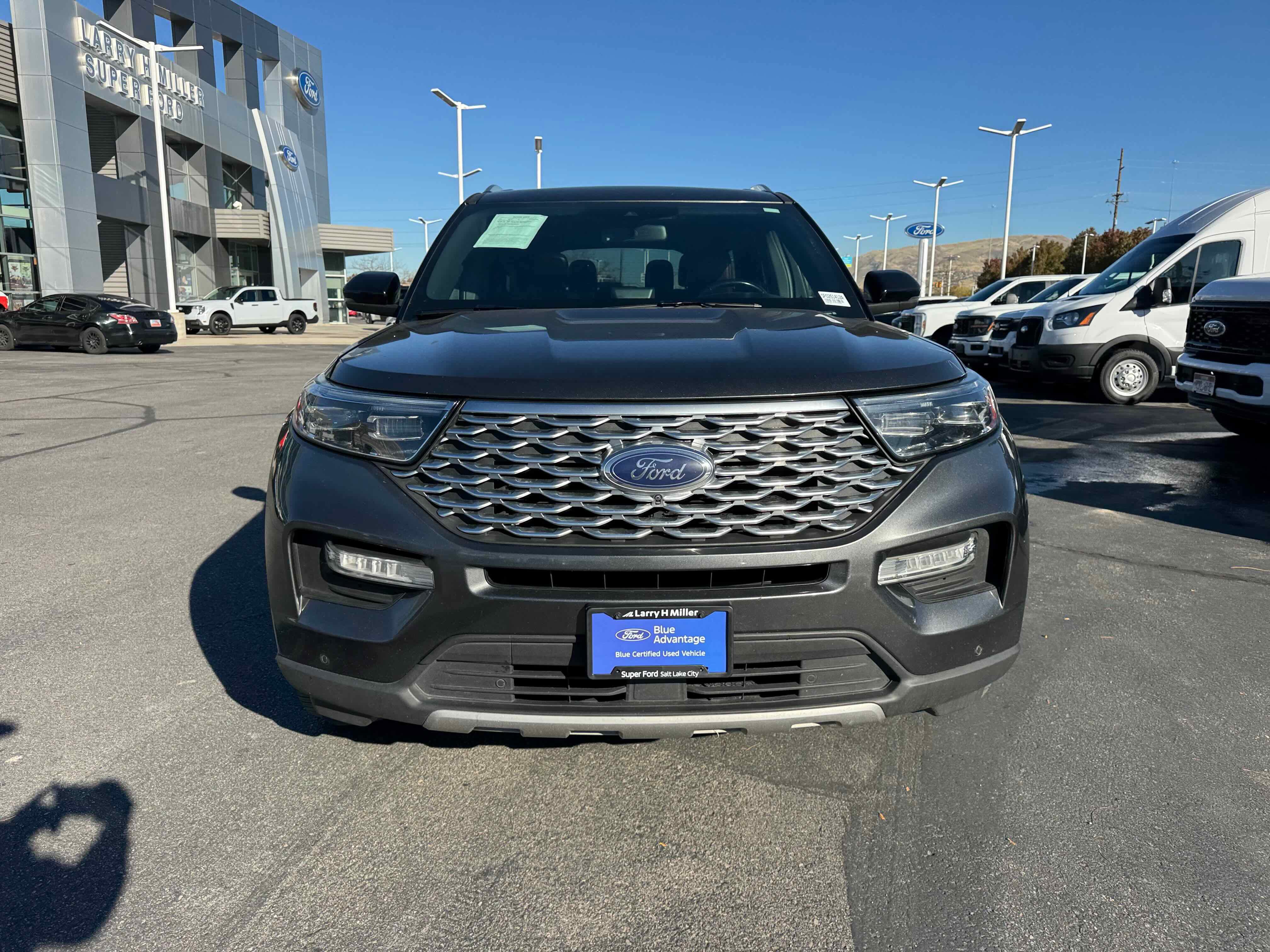 Certified 2020 Ford Explorer Platinum w/ Premium Technology Package image 9