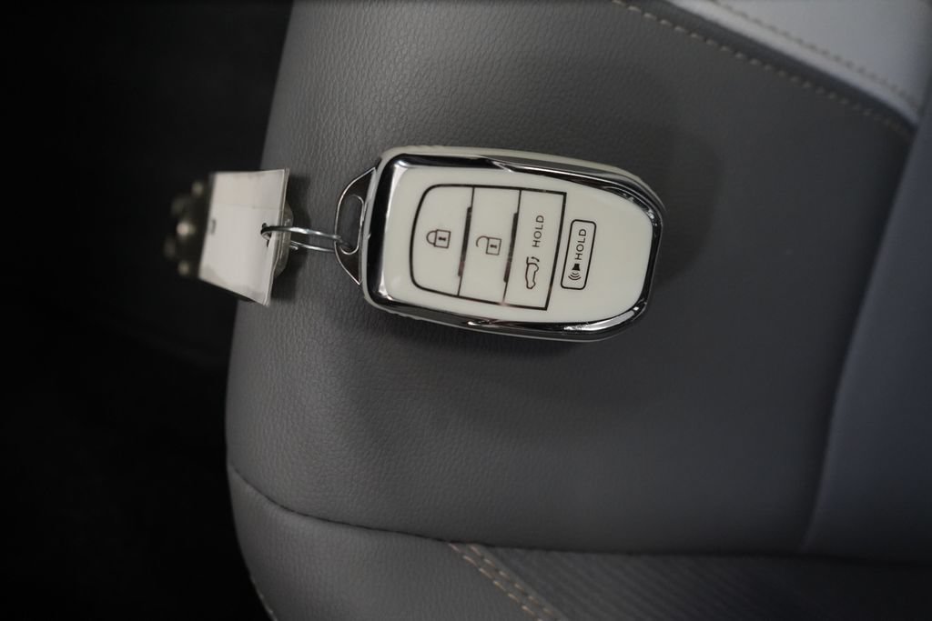 Used 2025 Toyota Camry SE w/ Convenience Package FWD image 42