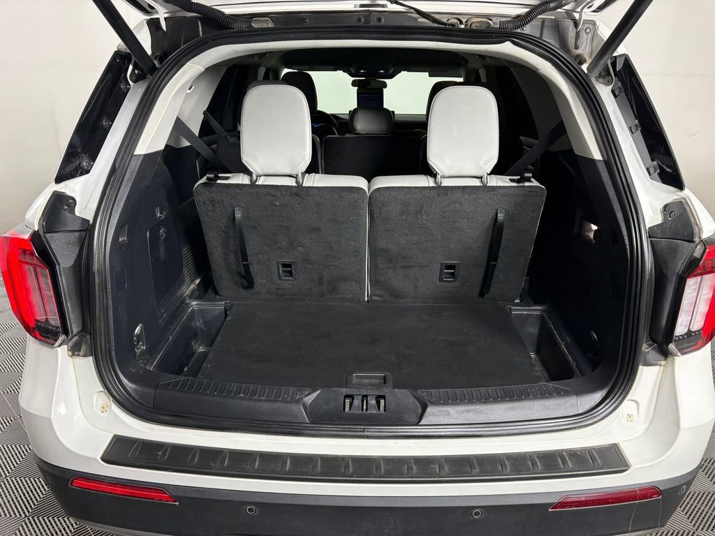 Certified 2025 Ford Explorer Active w/ Active Comfort Package AWD/4WD image 28
