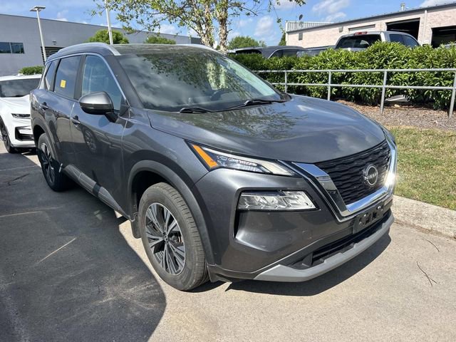 Used 2023 Nissan Rogue SV w/ SV Premium Package AWD/4WD image 3