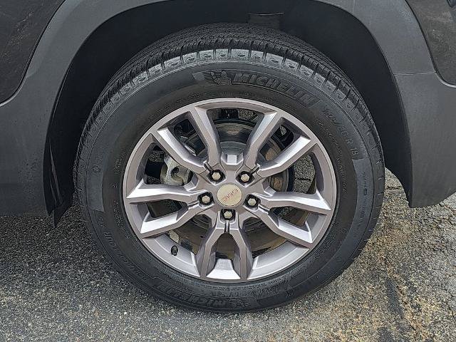Used 2023 GMC Terrain SLT AWD/4WD image 34