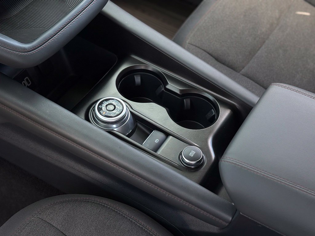 Certified 2026 Ford Explorer Active AWD/4WD image 25