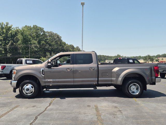 Certified 2022 Ford F350 Lariat w/ Lariat Ultimate Package AWD/4WD image 7