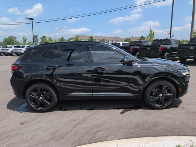 Used 2021 Buick Envision Essence w/ Sport Touring Package FWD image 6