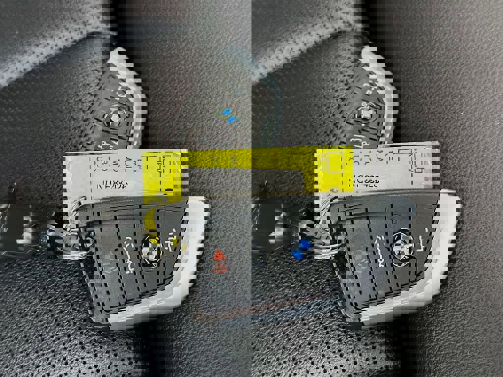 Used 2022 BMW 430i Convertible image 20