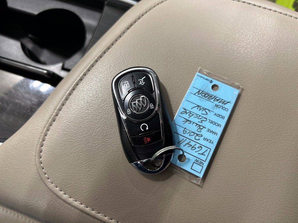 Used 2019 Buick Enclave Premium AWD/4WD image 26