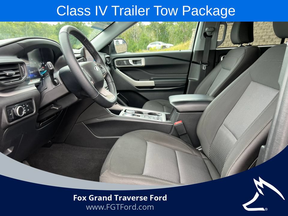 Certified 2023 Ford Explorer XLT w/ Class IV Trailer Tow Package AWD/4WD image 3