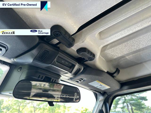 Used 2024 Jeep Wrangler Unlimited Sahara AWD/4WD image 17