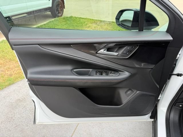 Used 2024 Chevrolet Blazer EV RS AWD/4WD image 9