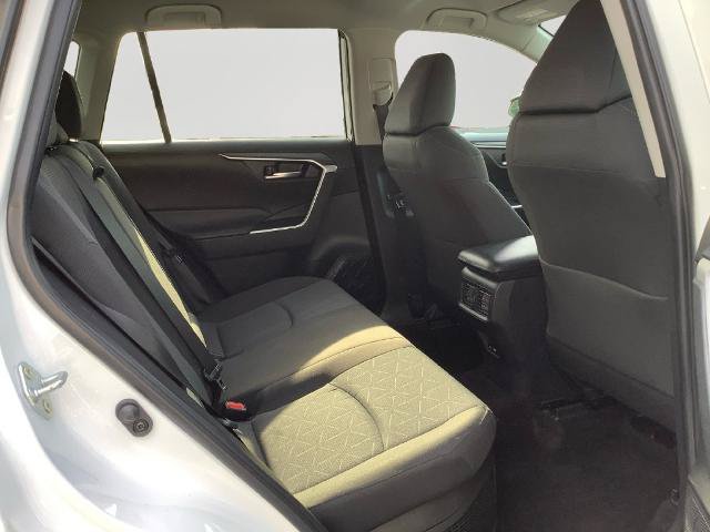 Used 2025 Toyota RAV4 XLE AWD/4WD image 26