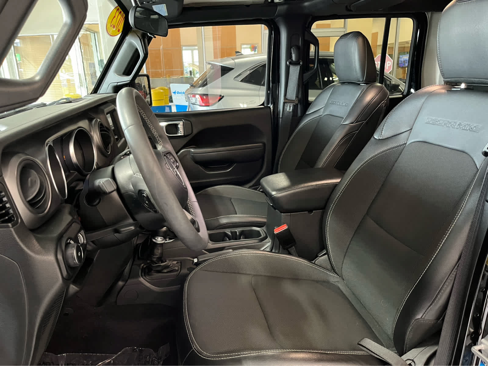 Used 2023 Jeep Wrangler Unlimited Sport AWD/4WD image 17
