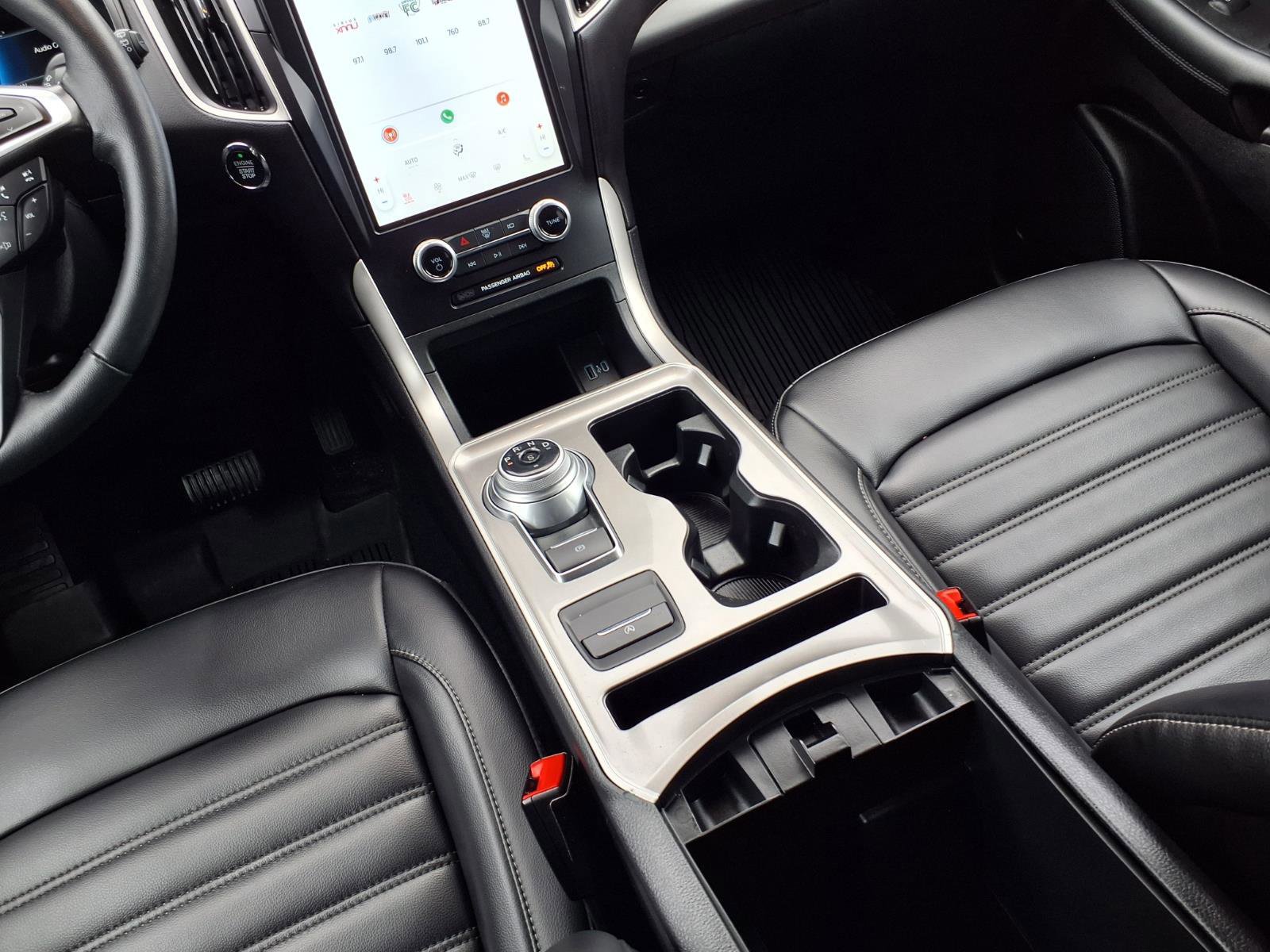 Certified 2024 Ford Edge SEL w/ Convenience Package image 13