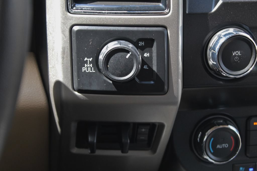 Certified 2020 Ford F250 Lariat AWD/4WD image 29