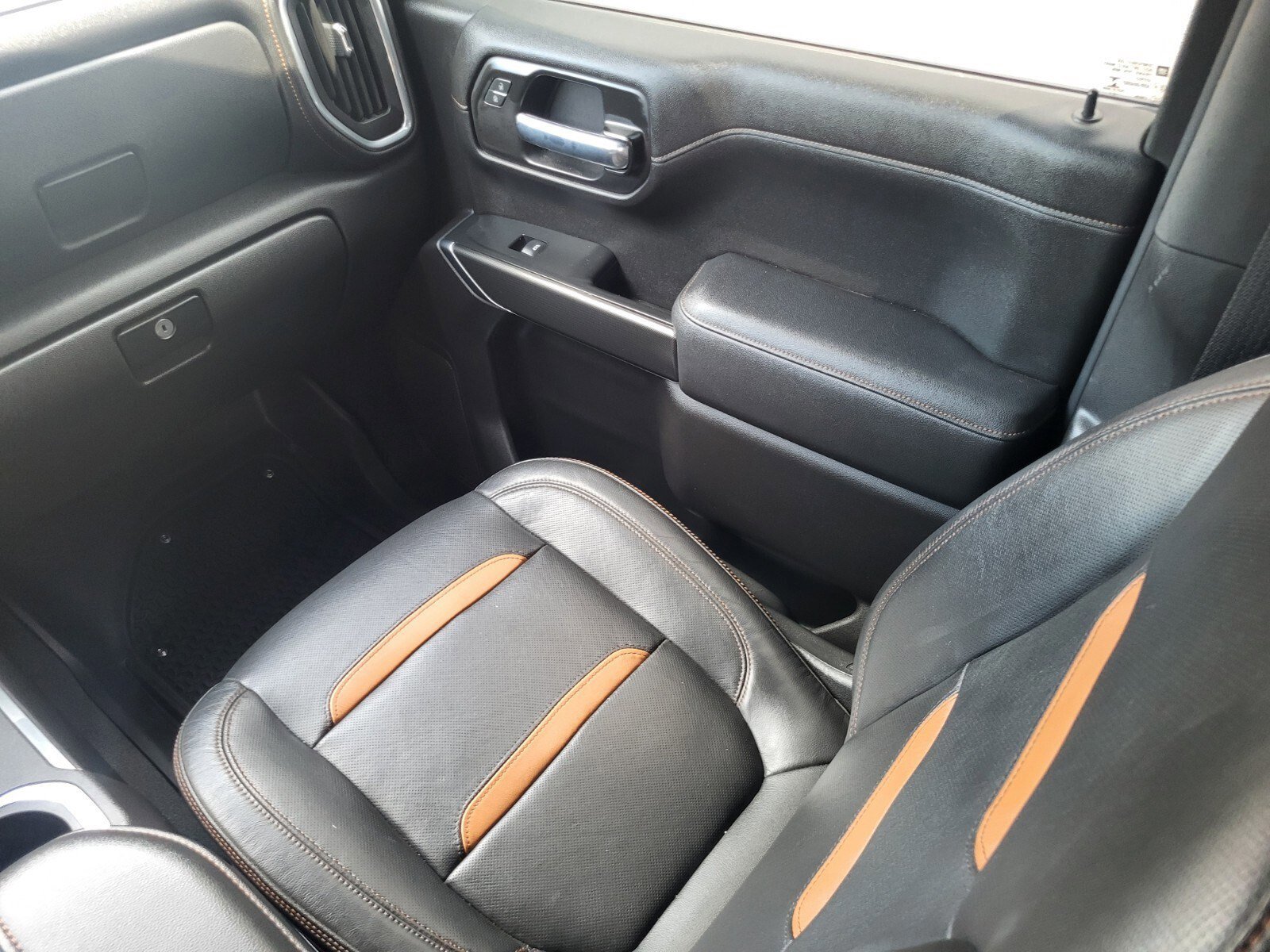 Used 2021 GMC Sierra 1500 AT4 AWD/4WD image 17