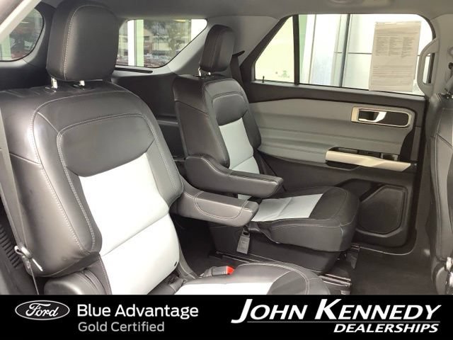 Certified 2023 Ford Explorer XLT w/ Equipment Group 202A AWD/4WD image 26