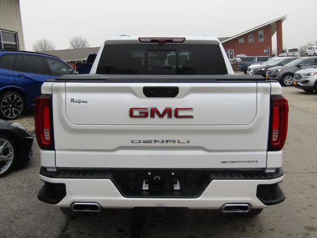 Used 2023 GMC Sierra 1500 Denali w/ Technology Package AWD/4WD image 4