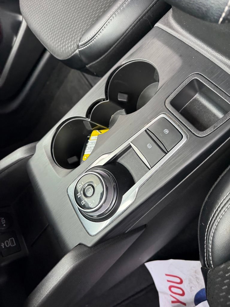 Certified 2025 Ford Escape SE FWD image 24