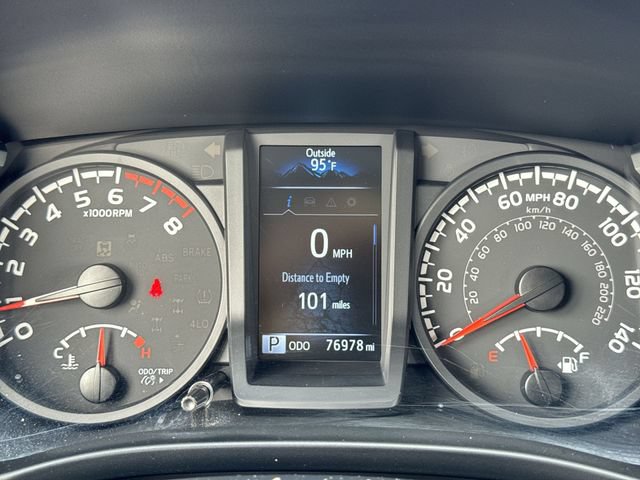 Used 2023 Toyota Tacoma SR AWD/4WD image 15