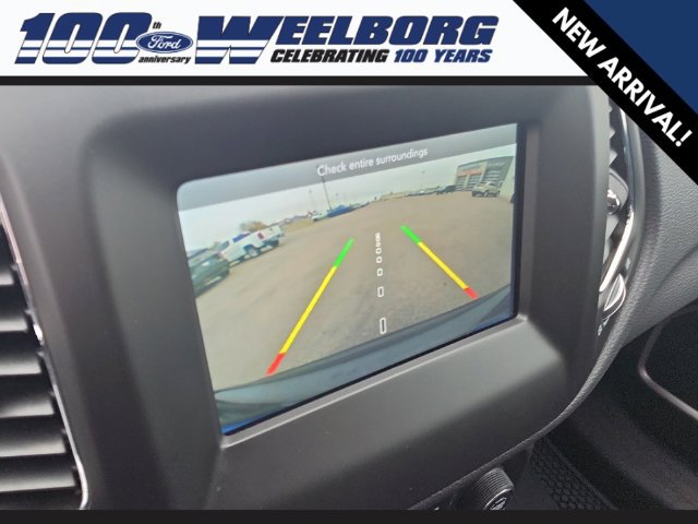 Used 2017 Jeep Compass Latitude w/ Popular Equipment Group AWD/4WD image 16