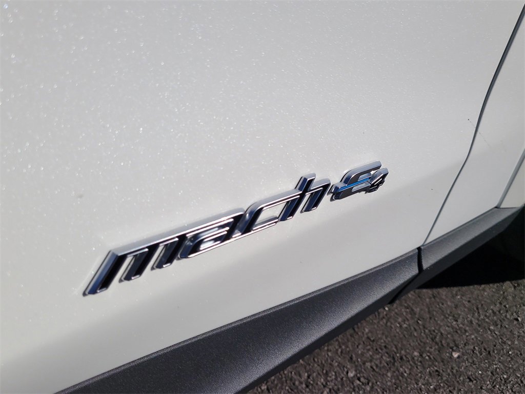 Certified 2025 Ford Mustang Mach-E Premium image 6