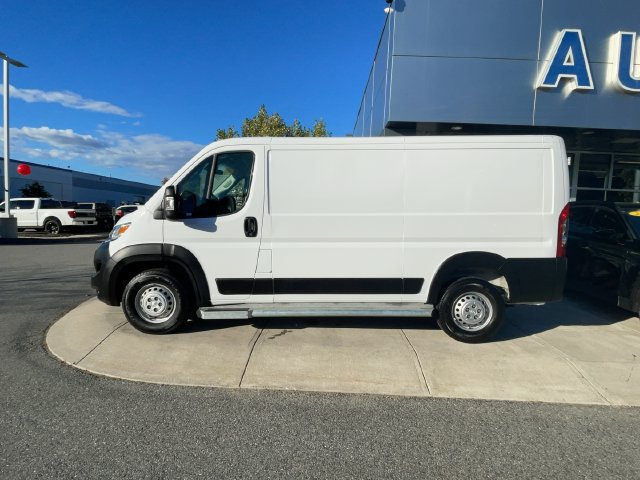 Used 2025 RAM ProMaster 2500 w/ U-Haul Equipment Group FWD image 4