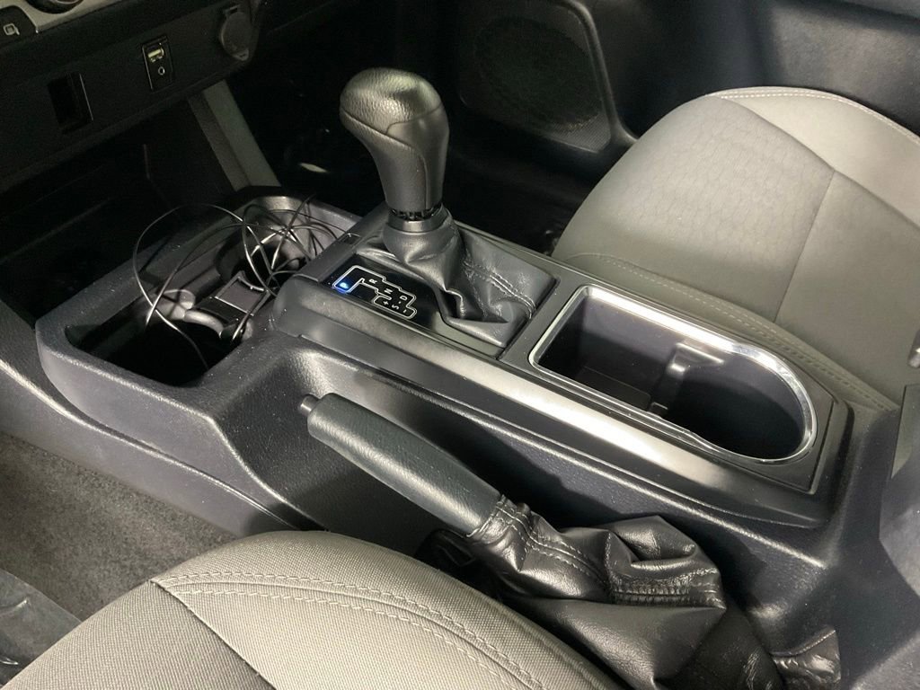 Used 2019 Toyota Tacoma SR w/ SR Convenience Package RWD image 18