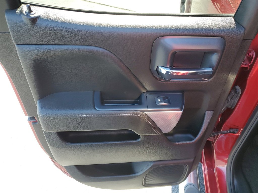 Used 2018 Chevrolet Silverado 1500 LT w/ All Star Edition image 8