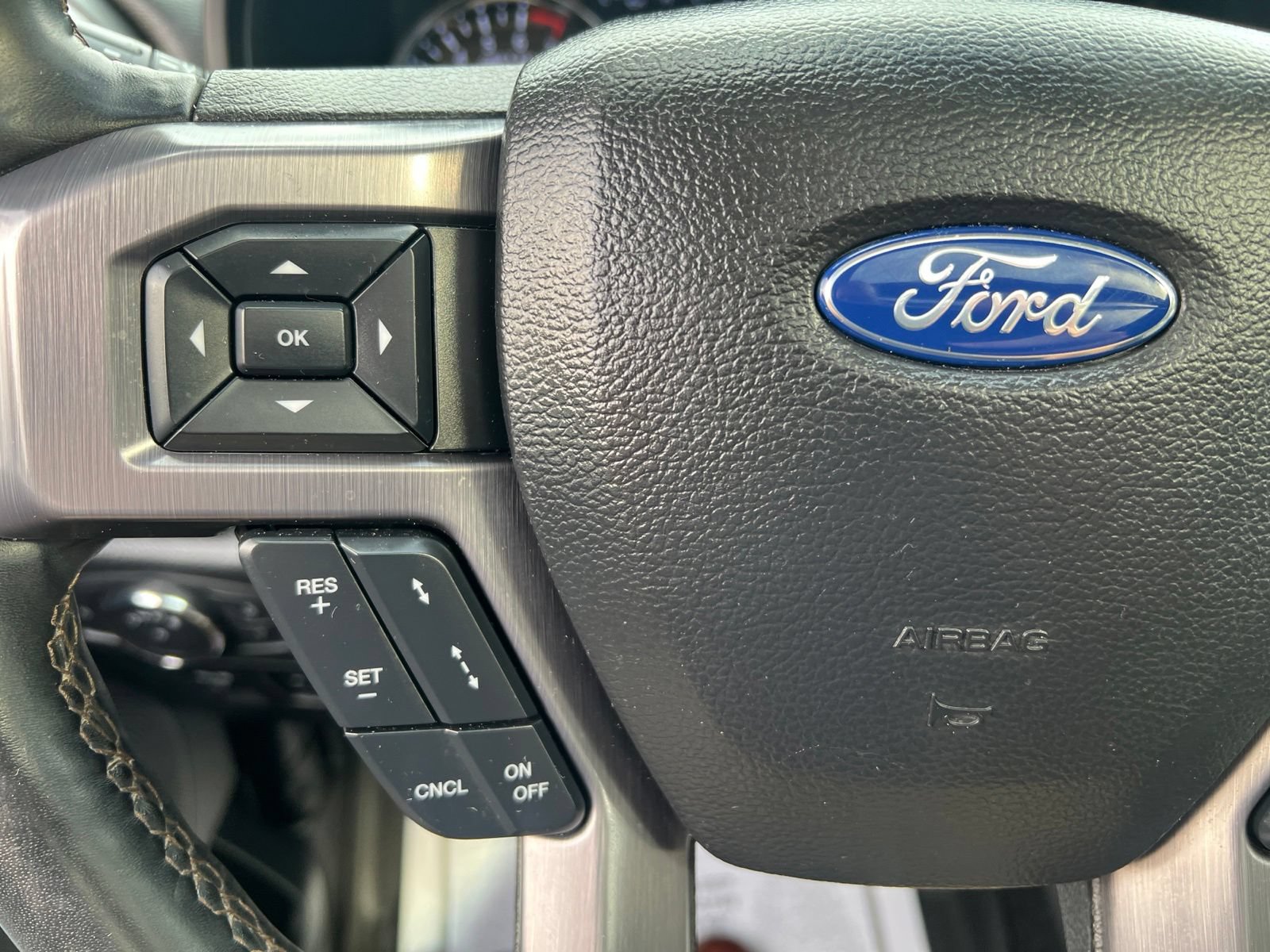 Certified 2019 Ford Expedition Platinum AWD/4WD image 31