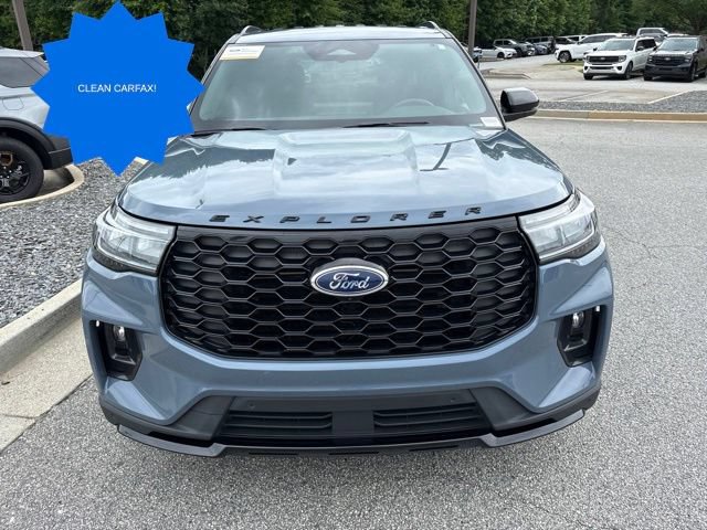 Certified 2025 Ford Explorer ST-Line w/ Premium Package RWD image 3