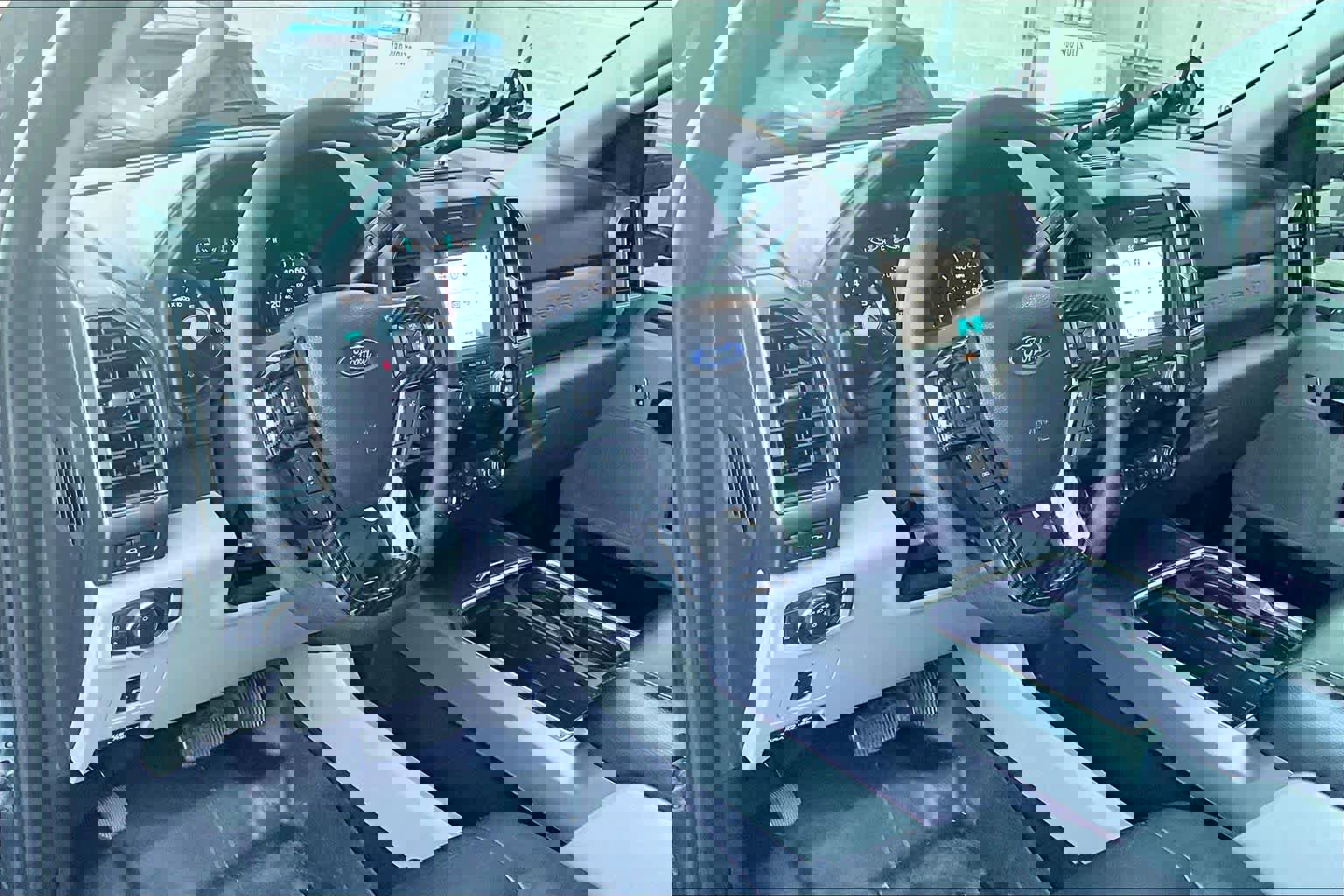 Certified 2019 Ford F350 XLT w/ XLT Premium Package image 18