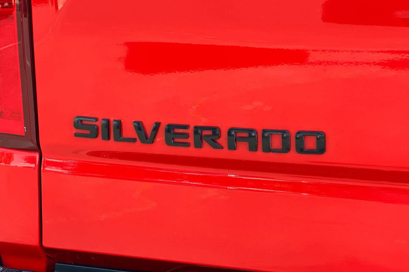 Used 2023 Chevrolet Silverado 1500 RST AWD/4WD image 28